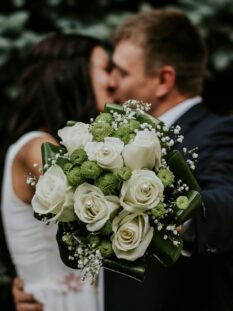 jeannette wedding flowers